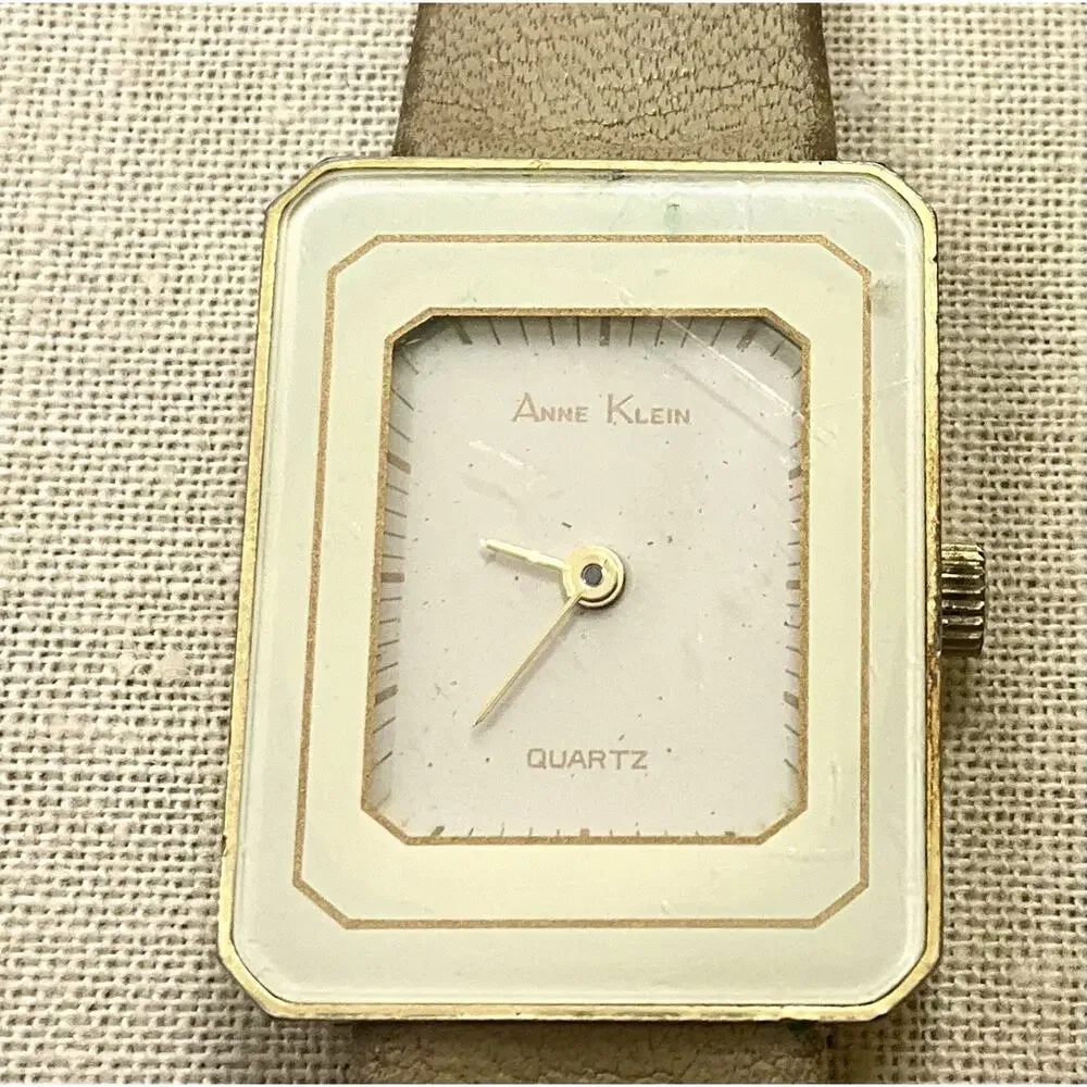 Anne Klein Women’s Sutton Watch Gold Tone 22 mm Calf Leather Band Original Box